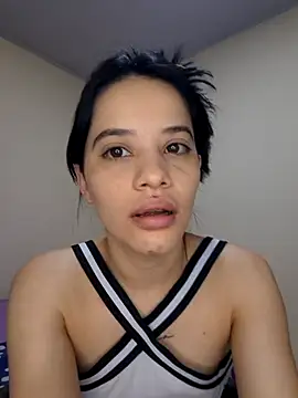 Snapshot of franchezkavegaaa chatting on November 2025 12:05:02 PM franchezkavegaaa online show from November 2025 12:05:02 PM