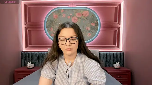 ZarifaBev online show from October 2025 02:48:01 PM