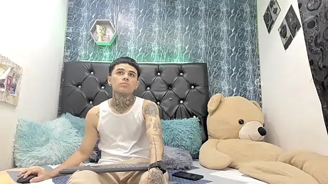 exotic hot couple online show from November 2025 10:32:01 PM