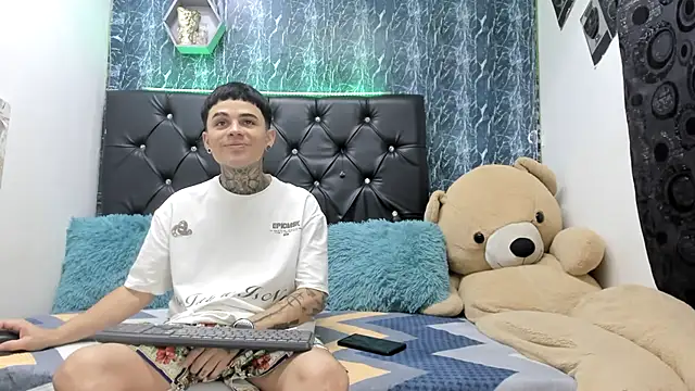 exotic hot couple online show from December 2025 09:57:01 PM