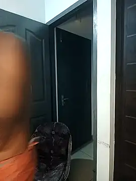 johnsinsexy online show from November 2025 04:52:02 PM