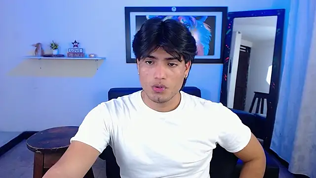 Bigmark18 online show from February 2025 11:16:02 PM