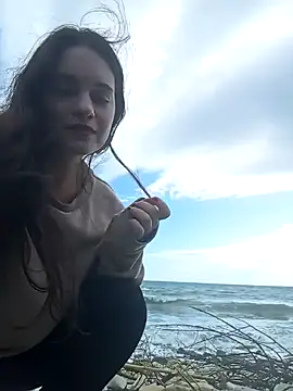 Snapshot of Eleni_Pappa chatting on February 2025 10:24:02 AM Eleni Pappa online show from February 2025 10:24:02 AM