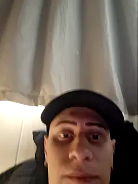 Snapshot of Leinad27 chatting on November 2025 03:10:02 PM Leinad27 online show from November 2025 03:10:02 PM