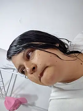 Snapshot of Miss_balloonsmila chatting on October 2025 10:54:02 PM Miss balloonsmila online show from October 2025 10:54:02 PM