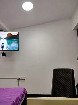 Snapshot of Miss_balloonsmila chatting on November 2025 09:13:02 PM Miss balloonsmila online show from November 2025 09:13:02 PM