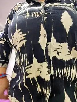 Snapshot of Miss_balloonsmila chatting on November 2025 03:59:02 AM Miss balloonsmila online show from November 2025 03:59:02 AM