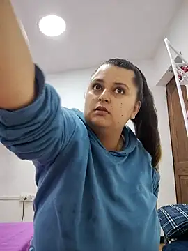 Snapshot of Miss_balloonsmila chatting on November 2025 10:04:02 PM Miss balloonsmila online show from November 2025 10:04:02 PM