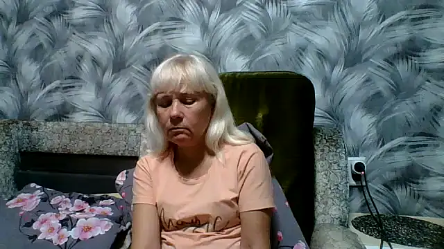 sakura blonde online show from October 2025 08:08:02 PM