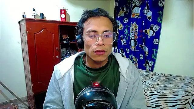 Snapshot of Willy_Mate chatting on October 2025 05:08:01 AM Willy Mate online show from October 2025 05:08:01 AM