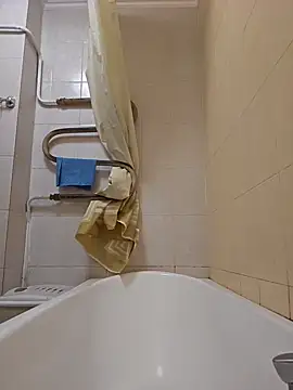 Snapshot of Asya_56_56 chatting on December 2024 05:40:01 PM Asya 56 56 online show from December 2024 05:40:01 PM