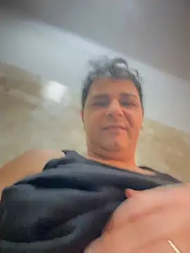 SecretlyDD online show from January 2025 05:46:01 PM