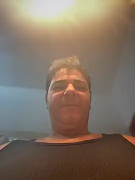 SecretlyDD online show from January 2025 09:08:02 PM