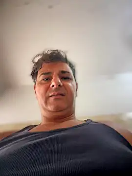 Snapshot of SecretlyDD chatting on October 2025 06:45:01 AM SecretlyDD online show from October 2025 06:45:01 AM