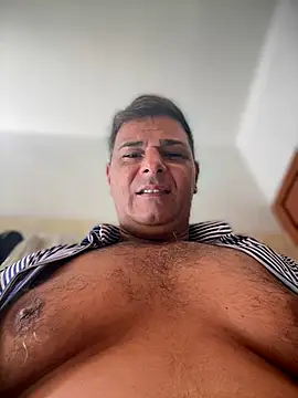 Snapshot of SecretlyDD chatting on October 2025 09:02:02 AM SecretlyDD online show from October 2025 09:02:02 AM