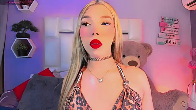 Aileen 18 online show from October 2025 06:12:02 AM