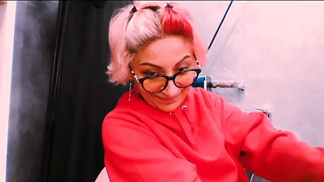 Snapshot of Lucky_Deniz chatting on November 2025 08:25:02 AM Lucky Deniz online show from November 2025 08:25:02 AM