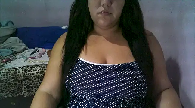 Paolaa hoot online show from December 2024 06:27:01 AM