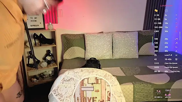 Fresita Rosita online show from October 2025 12:03:02 PM