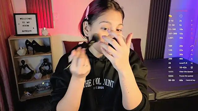 Fresita Rosita online show from October 2025 12:17:01 PM