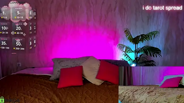 Snapshot of Cheryl__Brown chatting on October 2025 01:39:02 AM Cheryl Brown online show from October 2025 01:39:02 AM