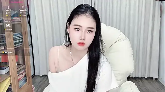 LILI-Baobei online show from September 2025 03:08:01 AM