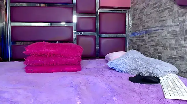 perfectlump online show from January 2025 01:22:01 PM