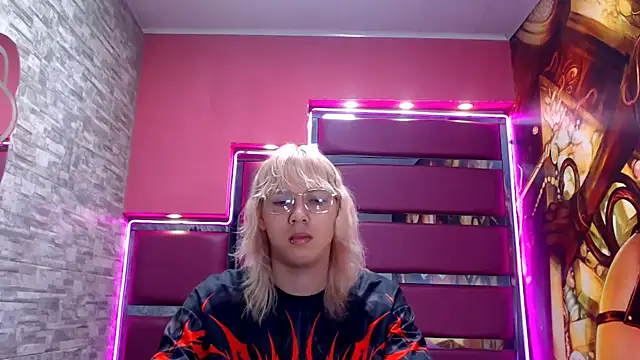 perfectlump online show from October 2025 01:45:02 PM