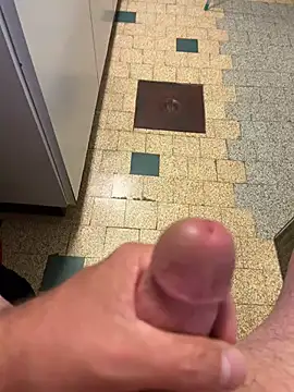 mikiss789 online show from October 2025 12:26:01 PM