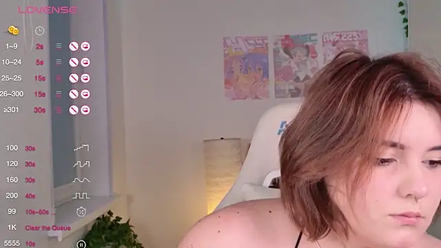 YumiYammy online show from October 2025 07:12:02 PM