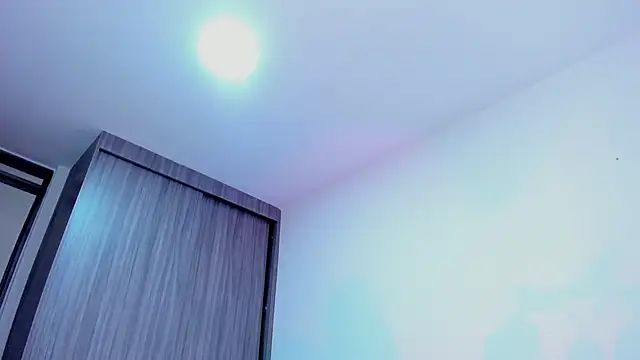 Sara Leblanc online show from October 2025 02:51:02 PM