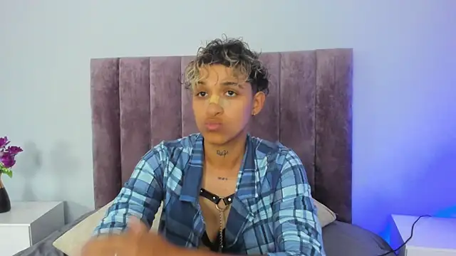 Dominick jones online show from February 2025 08:55:02 PM
