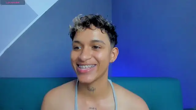 Dominick jones online show from March 2025 09:13:02 PM