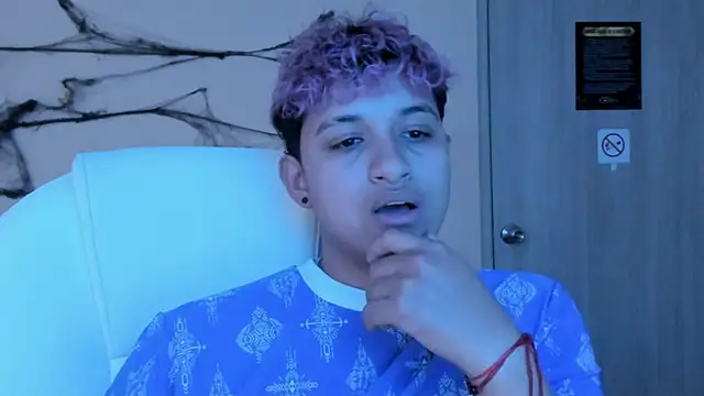 Dominick jones online show from October 2025 05:33:01 PM