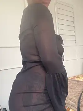 Snapshot of beverlyxxxx chatting on January 2025 10:44:01 AM beverlyxxxx online show from January 2025 10:44:01 AM