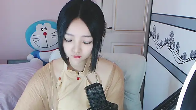 xiao-xiao-D online show from February 2025 05:22:01 AM