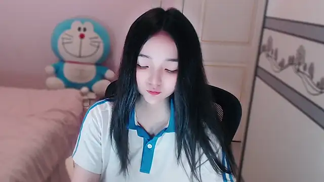 xiao-xiao-D online show from October 2025 05:35:02 AM