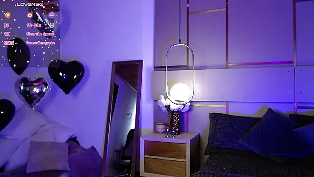 Snapshot of Sienna_Blake_ chatting on November 2025 07:56:02 PM Sienna Blake online show from November 2025 07:56:02 PM