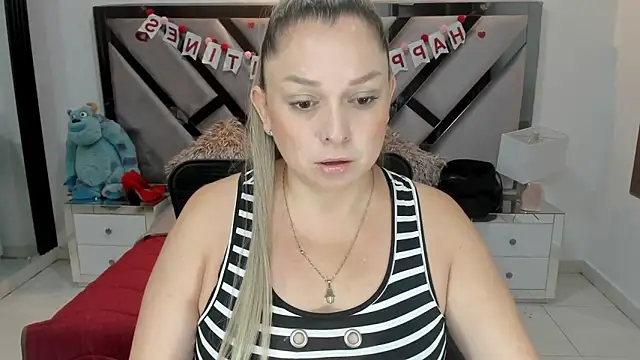 Snapshot of natalia5560 chatting on September 2025 12:32:02 PM natalia5560 online show from September 2025 12:32:02 PM