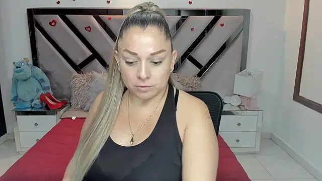 Snapshot of natalia5560 chatting on October 2025 01:00:02 PM natalia5560 online show from October 2025 01:00:02 PM