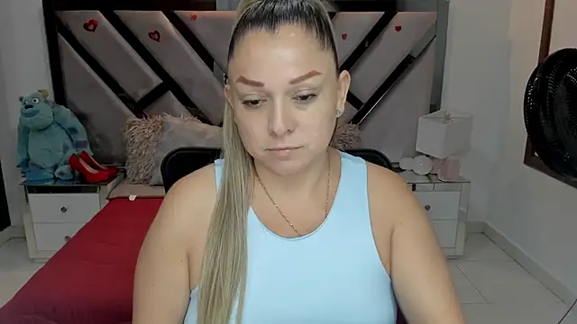 Snapshot of natalia5560 chatting on October 2025 12:39:02 PM natalia5560 online show from October 2025 12:39:02 PM