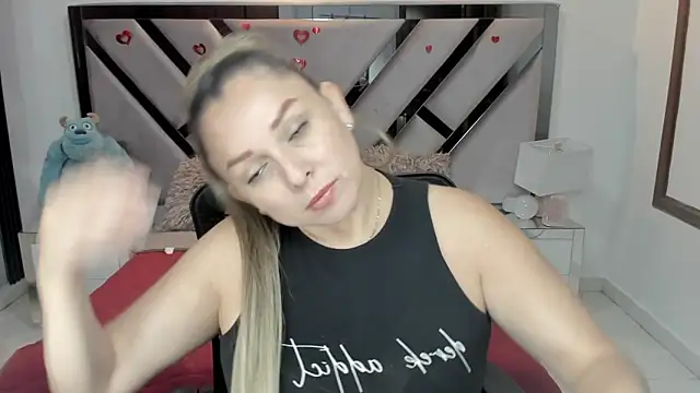 Snapshot of natalia5560 chatting on November 2025 01:21:02 PM natalia5560 online show from November 2025 01:21:02 PM