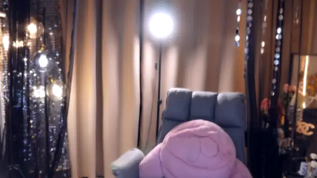 zhdhdbdkx online show from October 2025 03:54:02 PM