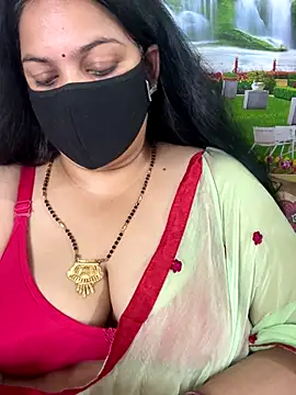 FlatVincy4 online show from October 2025 04:03:02 PM