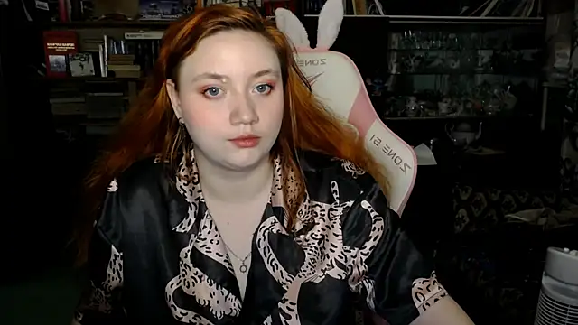 Bitchy Lily online show from October 2025 03:32:02 PM