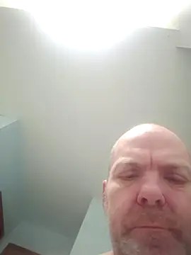 Snapshot of hoodratoui chatting on December 2025 10:13:01 AM hoodratoui online show from December 2025 10:13:01 AM