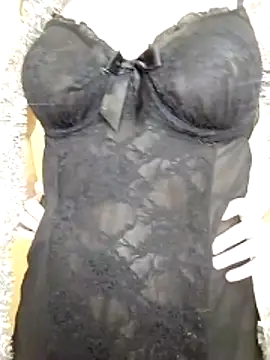 Snapshot of Charlotte391 chatting on December 2025 04:24:01 PM Charlotte391 online show from December 2025 04:24:01 PM