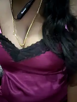 Snapshot of Tamilbigboobie chatting on January 2025 08:11:02 PM Tamilbigboobie online show from January 2025 08:11:02 PM