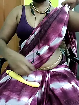 Snapshot of Tamilbigboobie chatting on March 2025 04:45:01 PM Tamilbigboobie online show from March 2025 04:45:01 PM