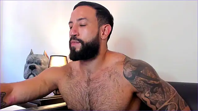 BradLeon  online show from October 2025 07:22:01 PM